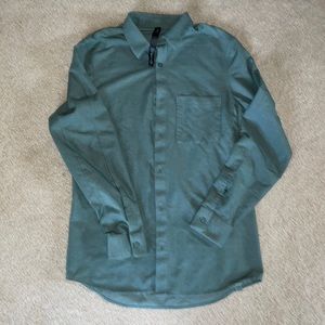 Mens Lululemon shirt.  Size XS